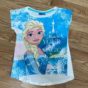 Disney Frozen tee-shirt size 6